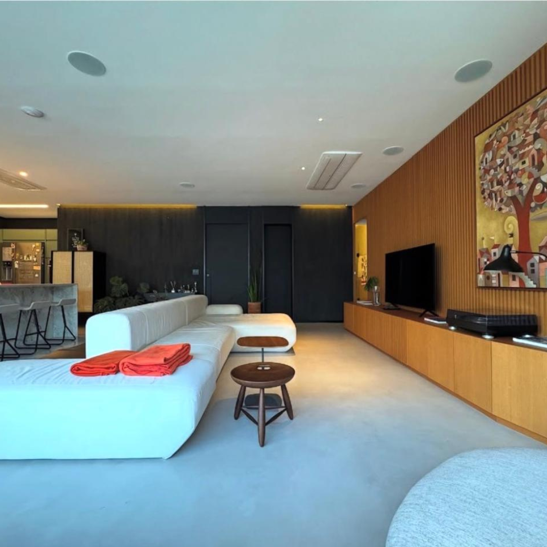 Apartamento Alto Padrão: 3 Dorms, 2 Vagas, Equipado com Bertazzoni e Estudio Bola