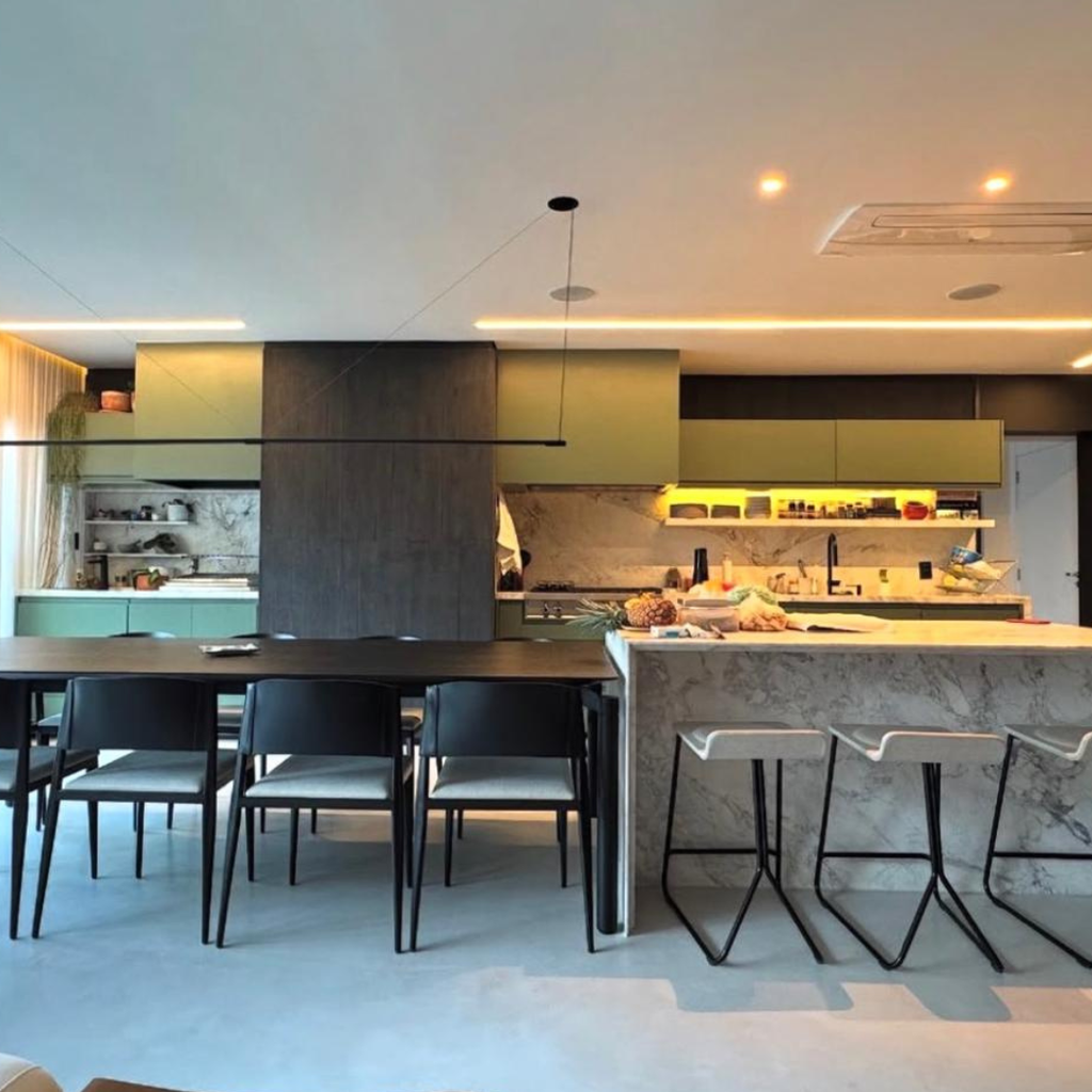 Apartamento Alto Padrão: 3 Dorms, 2 Vagas, Equipado com Bertazzoni e Estudio Bola