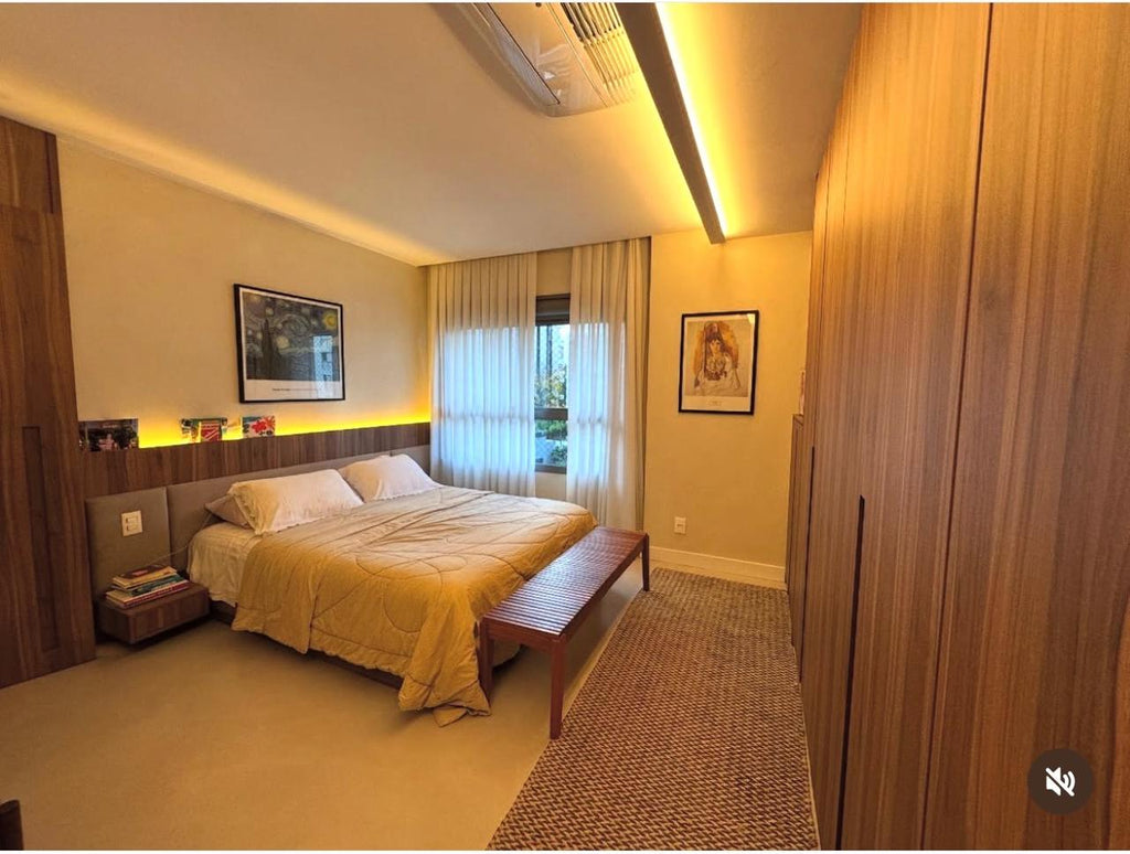Apartamento em Pitangueiras — Guarujá: 160m², Porteira Fechada e Excelente Localização