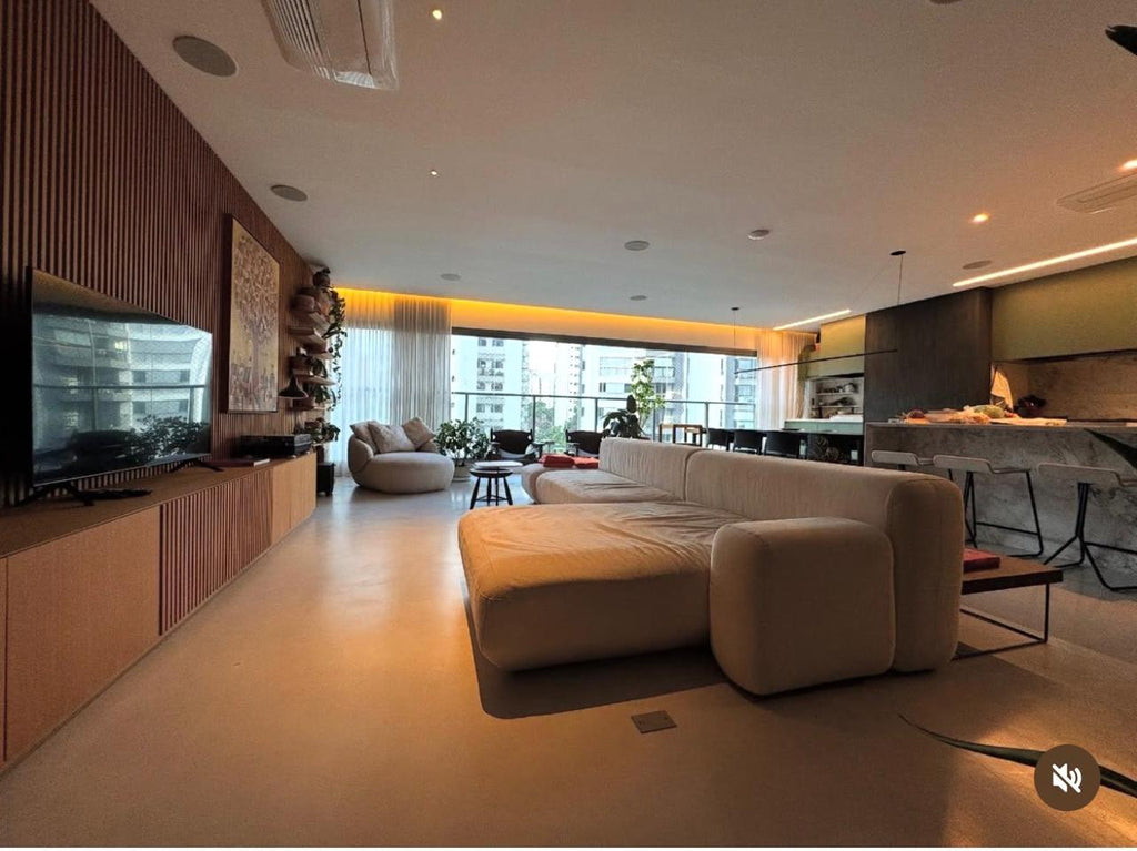 Apartamento Alto Padrão: 3 Dorms, 2 Vagas, Equipado com Bertazzoni e Estudio Bola