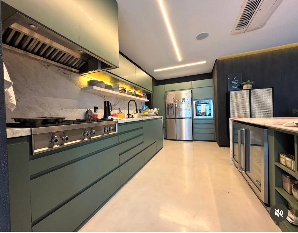 Apartamento Alto Padrão: 3 Dorms, 2 Vagas, Equipado com Bertazzoni e Estudio Bola