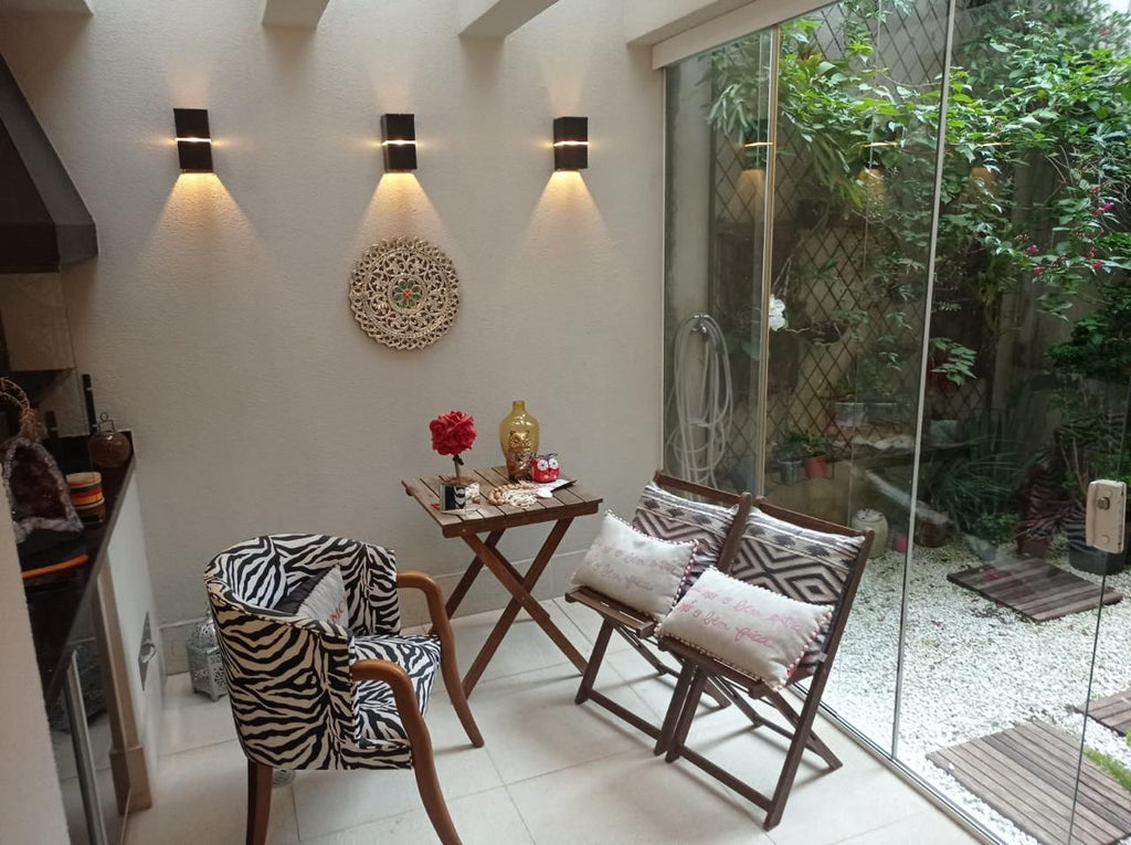 Casa Alto Padrão na Aclimação: 240m², 3 Suítes Reversíveis, 3 Vagas e Segurança Exclusiva