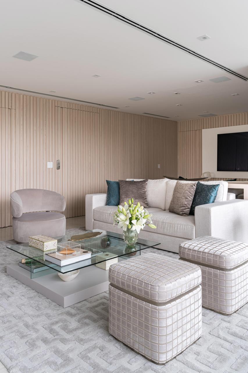 Apartamento Alto Padrão no Paraíso: Design Assinado, Automação Savant, Mobiliado com Ornare e Artefacto