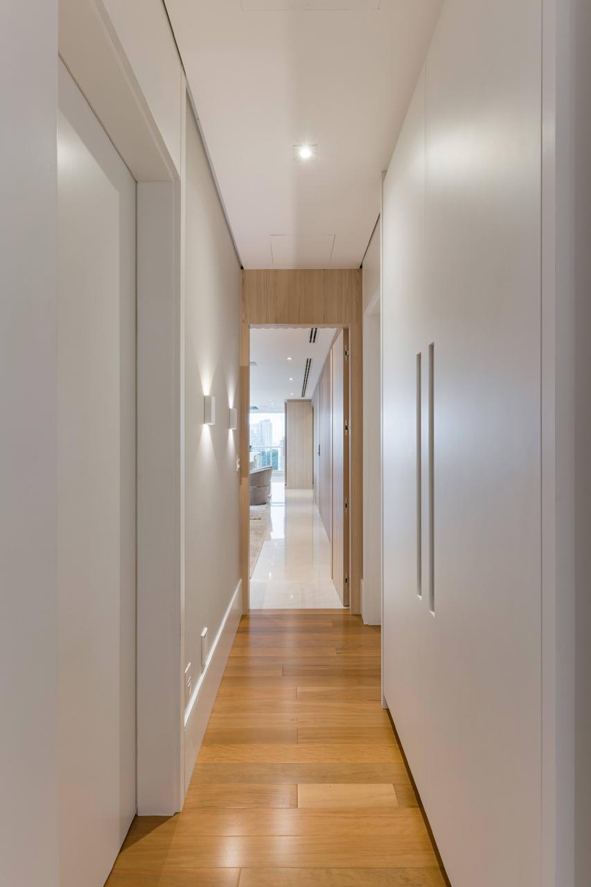 Apartamento Alto Padrão no Paraíso: Design Assinado, Automação Savant, Mobiliado com Ornare e Artefacto