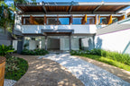 Casa Alto Padrão no Jardim Paulista: 310m² Construídos, Terreno 497m², Arquitetura Icônica e Retrofit Exclusivo
