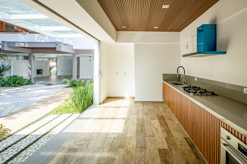 Casa Alto Padrão no Jardim Paulista: 310m² Construídos, Terreno 497m², Arquitetura Icônica e Retrofit Exclusivo