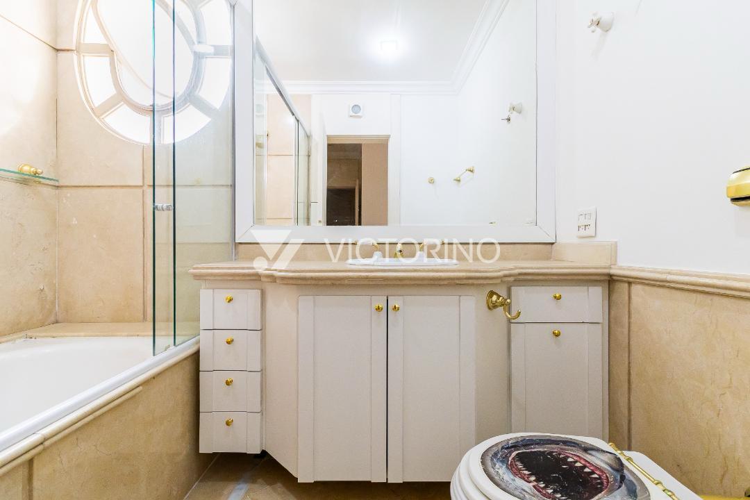 Apartamento Ultra Luxo no Jardins: 900m², 8 Vagas (até 11), Suíte Master com 2 Banheiros e Acabamento em Mármore