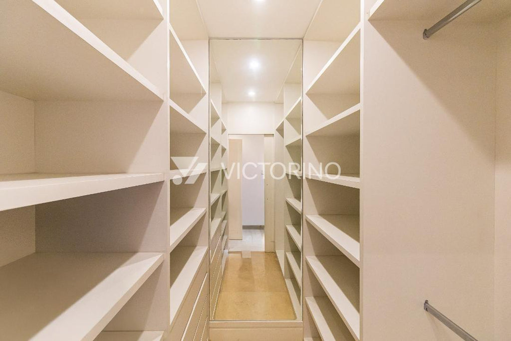 Apartamento Ultra Luxo no Jardins: 900m², 8 Vagas (até 11), Suíte Master com 2 Banheiros e Acabamento em Mármore