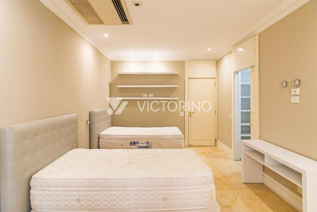 Apartamento Ultra Luxo no Jardins: 900m², 8 Vagas (até 11), Suíte Master com 2 Banheiros e Acabamento em Mármore