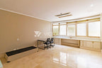 Apartamento Ultra Luxo no Jardins: 900m², 8 Vagas (até 11), Suíte Master com 2 Banheiros e Acabamento em Mármore