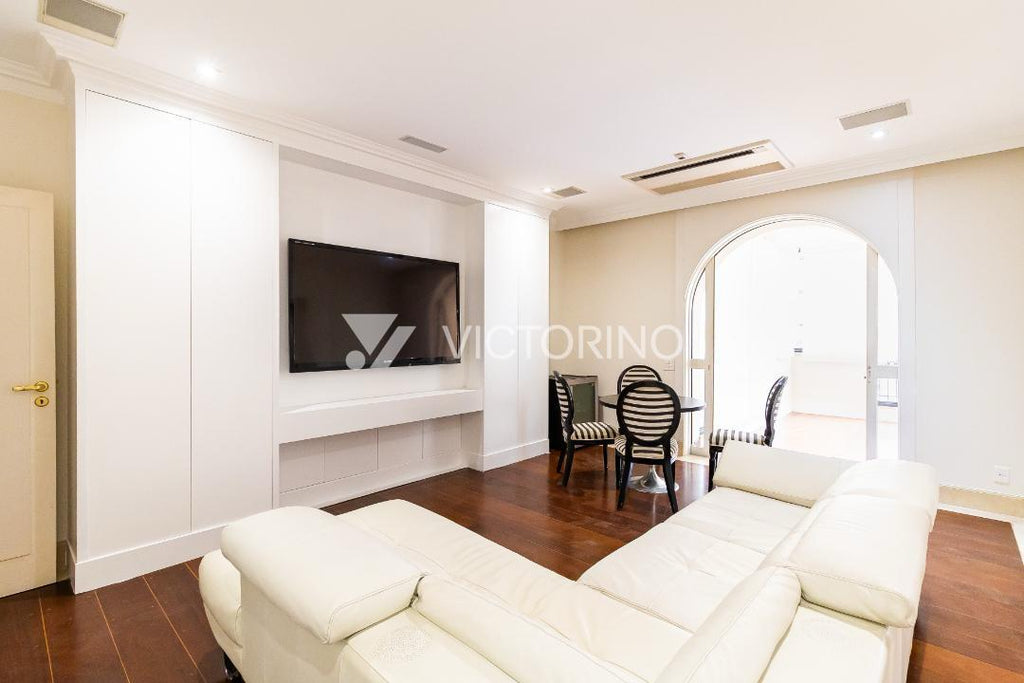 Apartamento Ultra Luxo no Jardins: 900m², 8 Vagas (até 11), Suíte Master com 2 Banheiros e Acabamento em Mármore