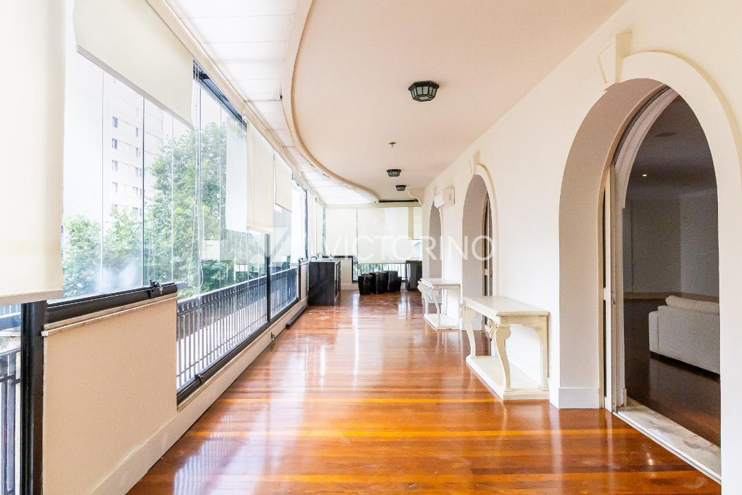 Apartamento Ultra Luxo no Jardins: 900m², 8 Vagas (até 11), Suíte Master com 2 Banheiros e Acabamento em Mármore